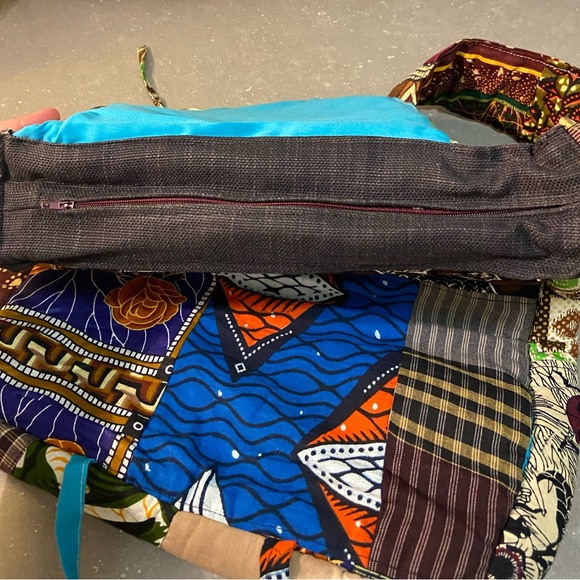 African Quilted Shoulder Bag - Picture 9 of 13
